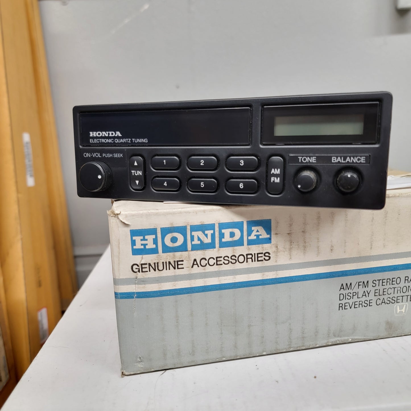 NOS Honda Civic CRX Accessory Radio tuner 1990-1991