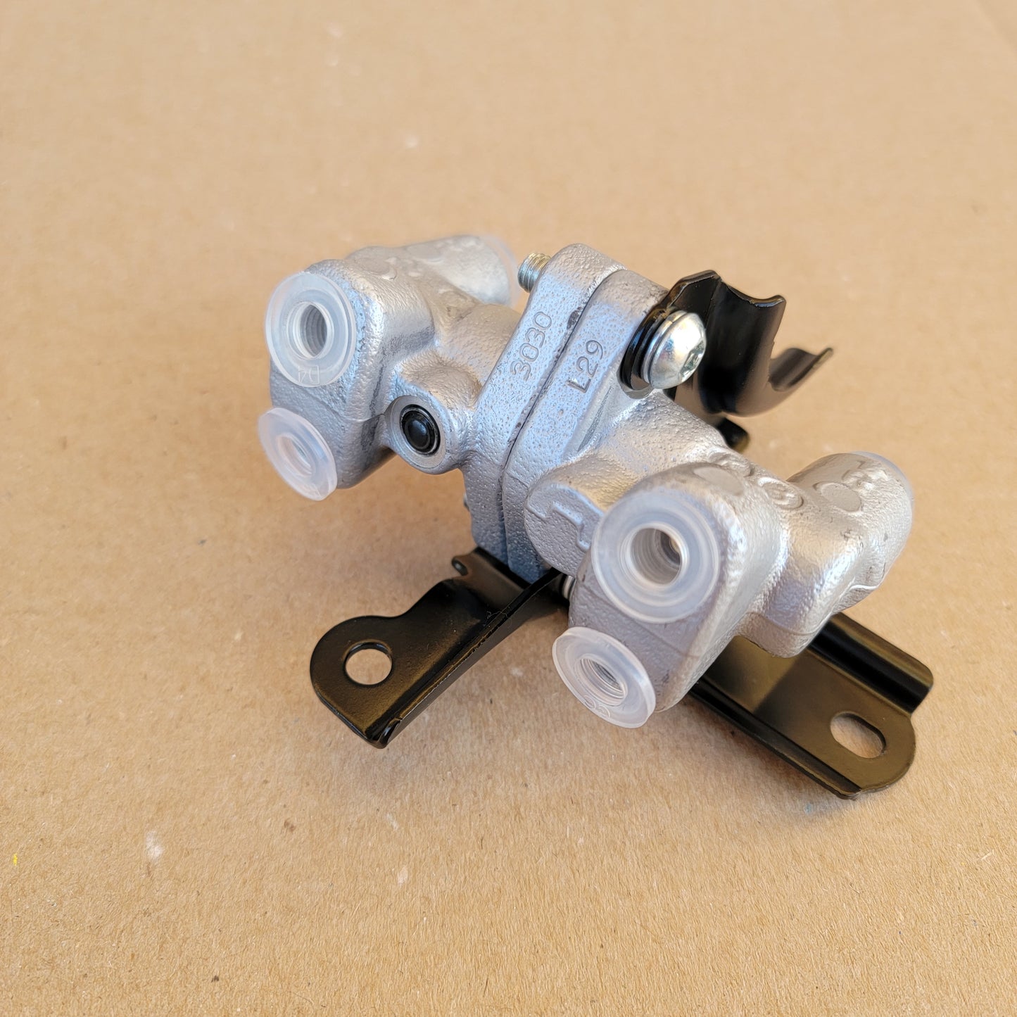 90's Honda brake proportion valve