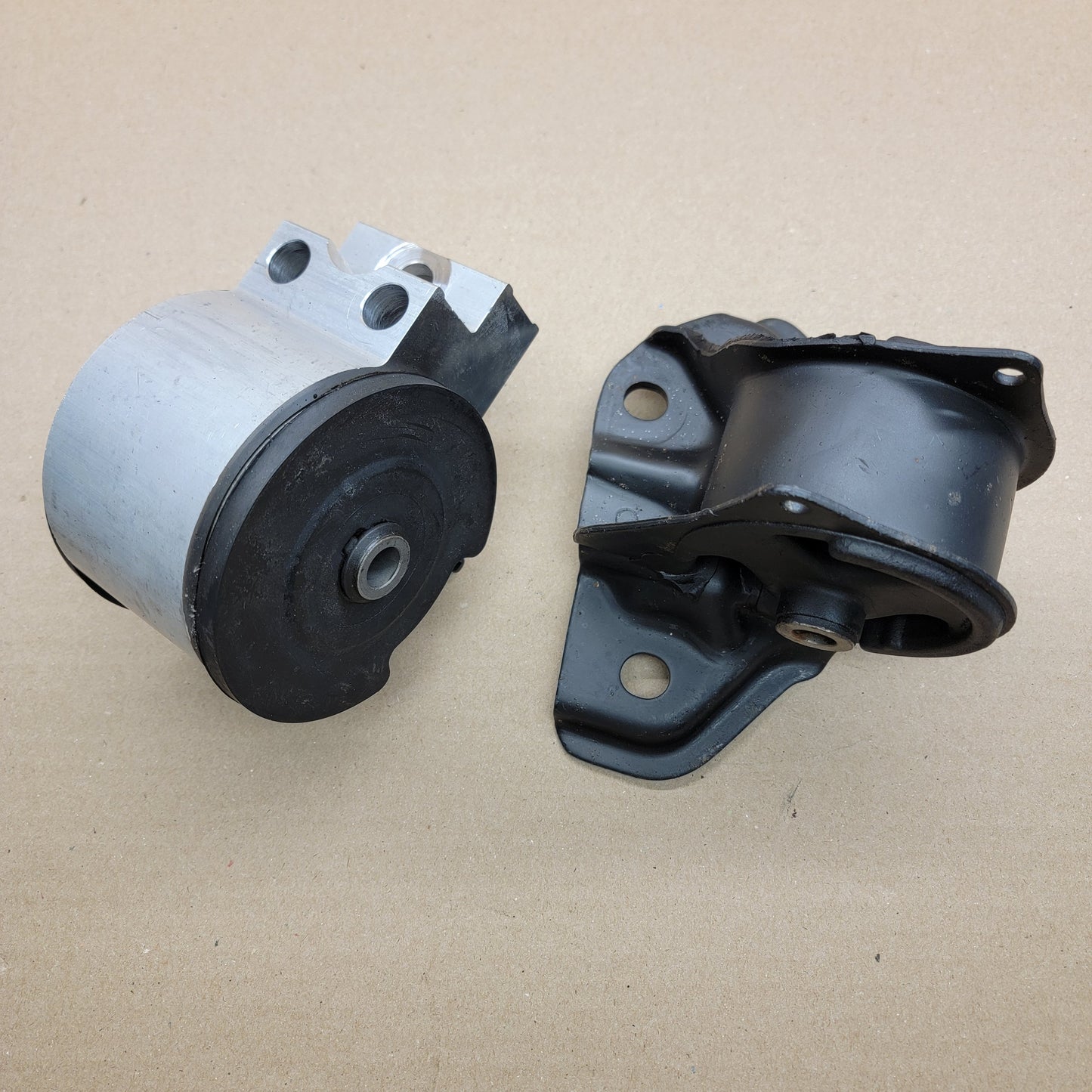 NOS Integra Type R motor mounts