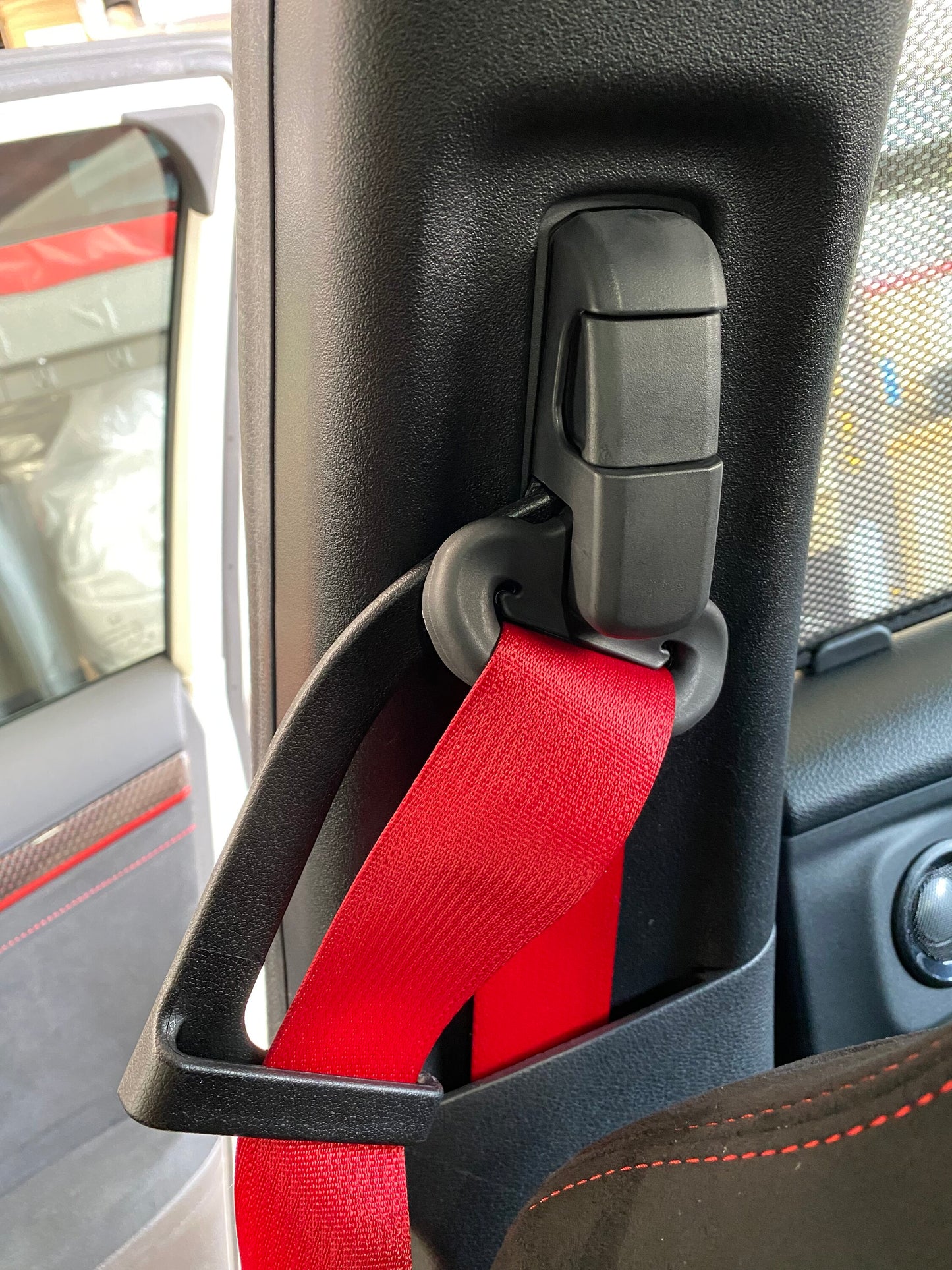 Honda seat belt holder set